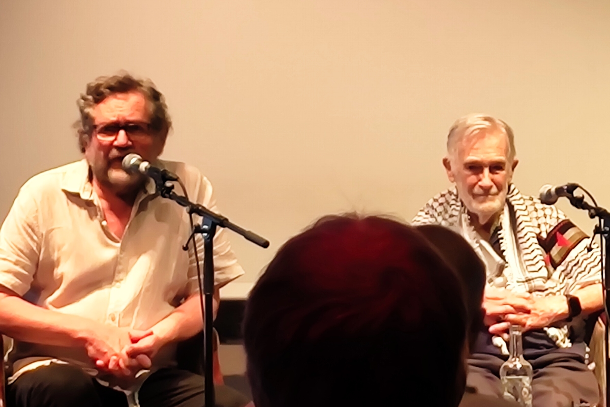 John Jones og Ray McGovern